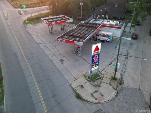 9126 Dearborn St, Detroit, MI, 48209-2623 | Card Image