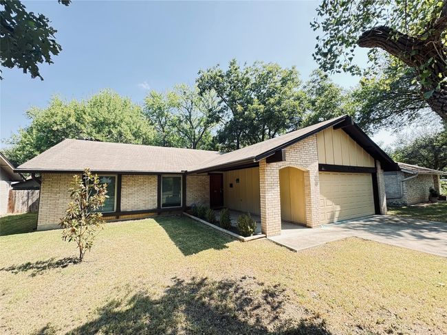 9215 Hunters Trce E, House other with 4 bedrooms, 2 bathrooms and null parking in Austin TX | Image 23