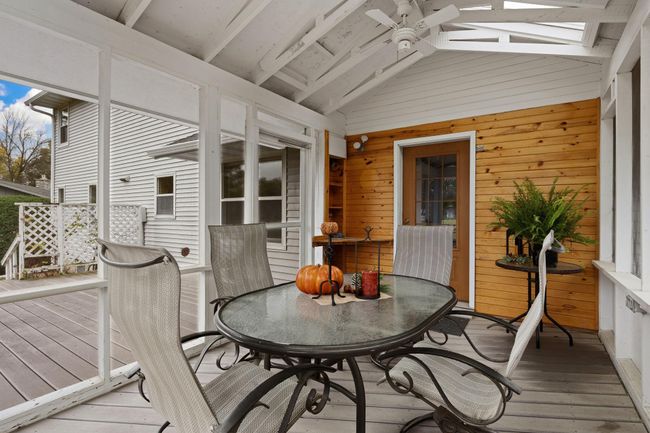 Screened Porch | Image 19