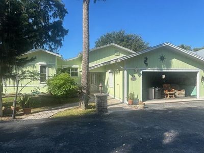 10038 Us Highway 441 Se, House other with 4 bedrooms, 3 bathrooms and null parking in Okeechobee FL | Image 2