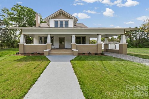 511 W Passaic St, Peachland, NC, 28133-8743 | Card Image