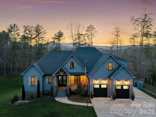 31 Grizzly Dr, Leicester, NC, 28748-8814 | Card Image