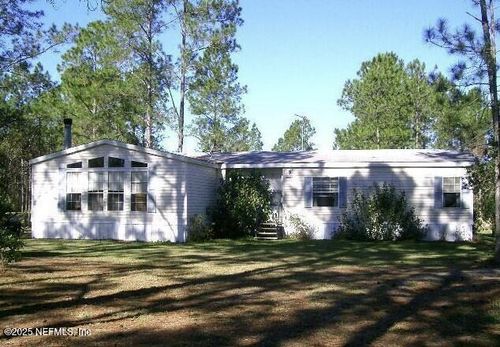 10055 Ebert Ave, Hastings, FL, 32145-9152 | Card Image