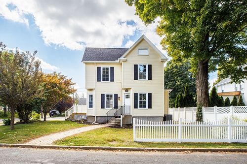 23 Hancock St, Westfield, MA, 01085-3727 | Card Image