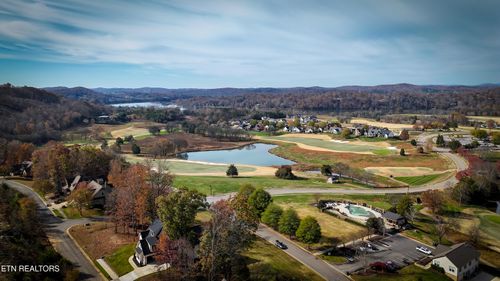 585 Black Cove Ln, Loudon, TN, 37774 | Card Image