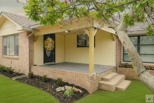 3613 Pine St, Texarkana, TX, 75503-3346 | Card Image