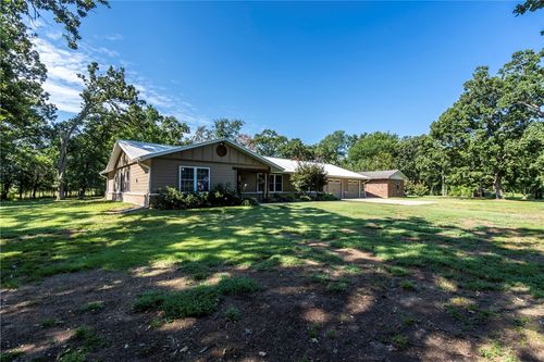 20167 Chamber Springs Rd, Siloam Springs, AR, 72761-8546 | Card Image