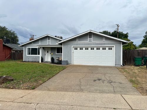 1437 Hemlock Ave, Anderson, CA, 96007-4014 | Card Image
