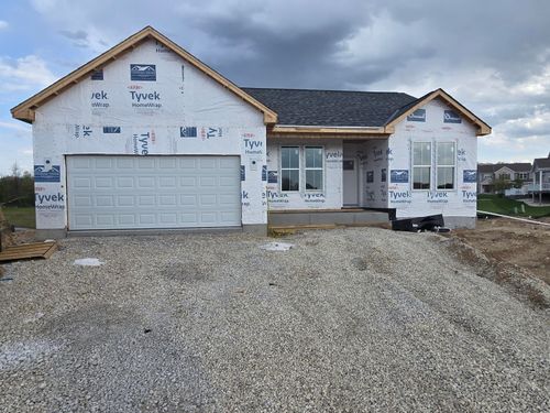 1565 Patton Dr, Hartford, WI, 53027-9204 | Card Image