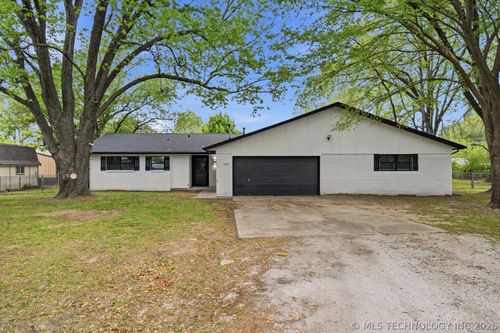 12750 S 122nd East Ave, Broken Arrow, OK, 74011-5405 | Card Image