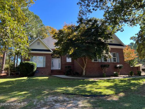 8 Princess Gate Dr, Whispering Pines, NC, 28327-9723 | Card Image