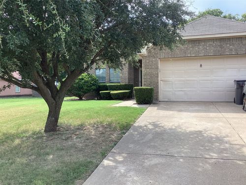 1731 Katrina Ln, Lancaster, TX, 75134-2828 | Card Image