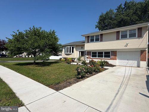 301 Fairmount Ave, BLACKWOOD, NJ, 08012-3701 | Card Image