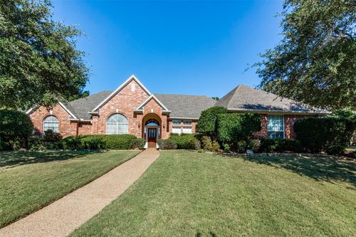 700 Essex Ct, Southlake, TX, 76092-7119 | Card Image