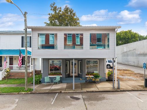 207 Main Street, Augusta, KY, 41002 | Card Image