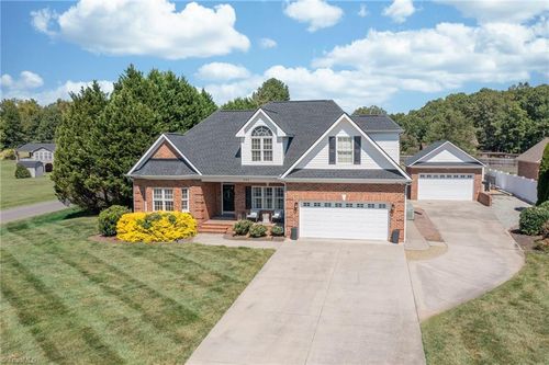111 Carries Cove Ln, Lexington, NC, 27295-7294 | Card Image