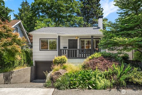 4754 46th Ave Ne, Seattle, WA, 98105-3814 | Card Image