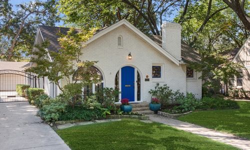 5242 Merrimac Ave, Dallas, TX, 75206-5826 | Card Image