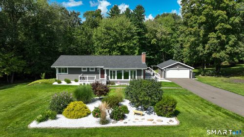 8 Iroquois Trl, Bolton, CT, 06043-7228 | Card Image