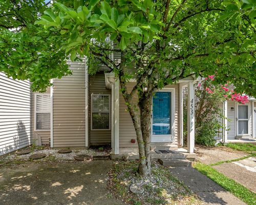 453 Windfield Pl, Lexington, KY, 40517-4332 | Card Image