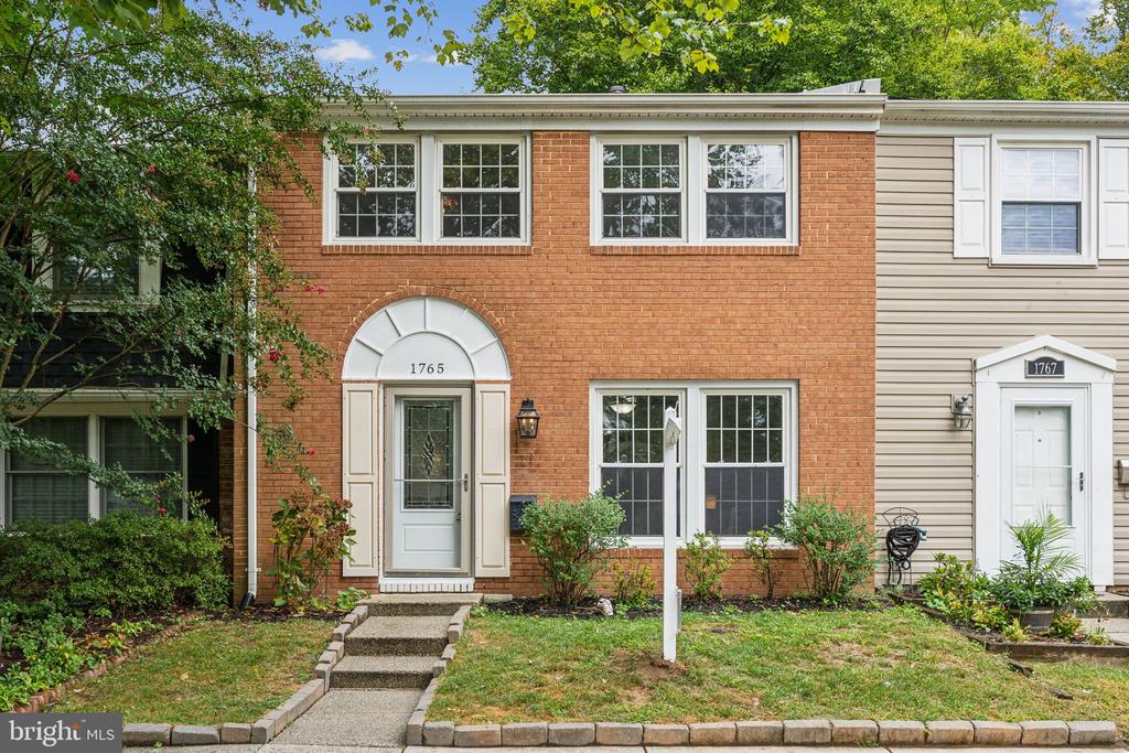 Carry Pl, Crofton, MD 21114