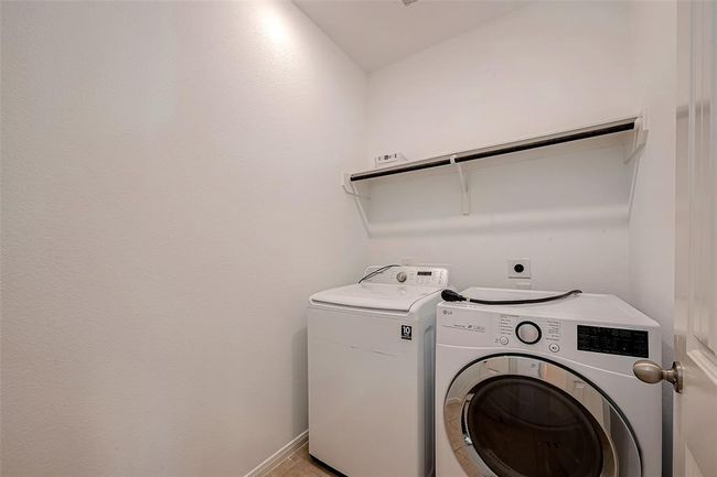 Full sized washer and dryer are included | Image 32