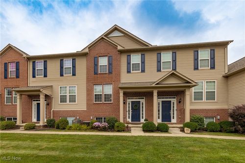 389 Caleb Dr, Copley, OH, 44321-3159 | Card Image