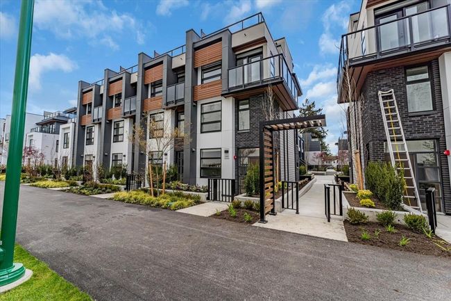 1001 - 6085 Irmin Street, Townhouse with 4 bedrooms, 2 bathrooms and 2 parking in Burnaby BC | Image 37