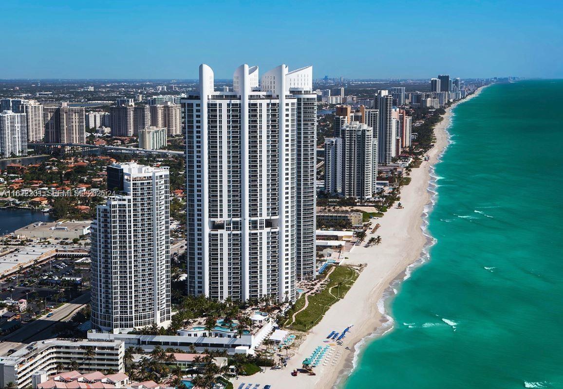 Residential in Sunny Isles Beach 5