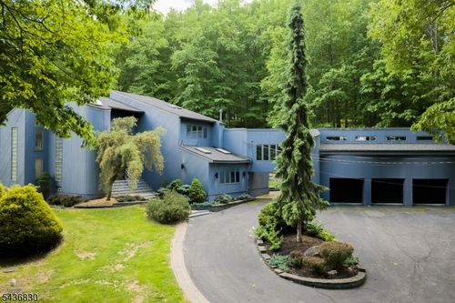 16 Perona Rd, Andover, NJ, 07821-5000 | Card Image