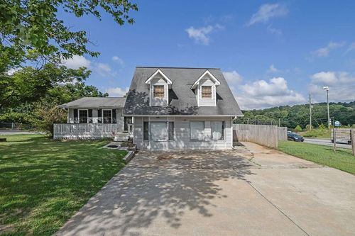 202 Mill Creek Rd, Woodstock, GA, 30188-1738 | Card Image