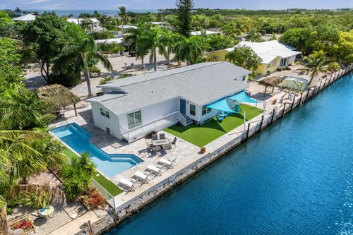 11243 3rd Avenue Gulf, Marathon, FL, 33050-3010 | Card Image