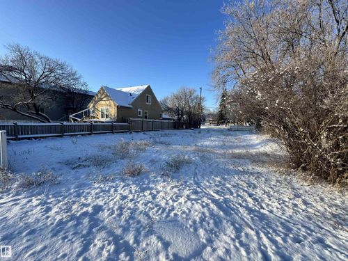 11646 82 St Nw, Edmonton, AB, T5B2V8 | Card Image