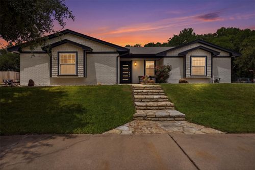 6514 Circo Dr, Granbury, TX, 76049-5261 | Card Image