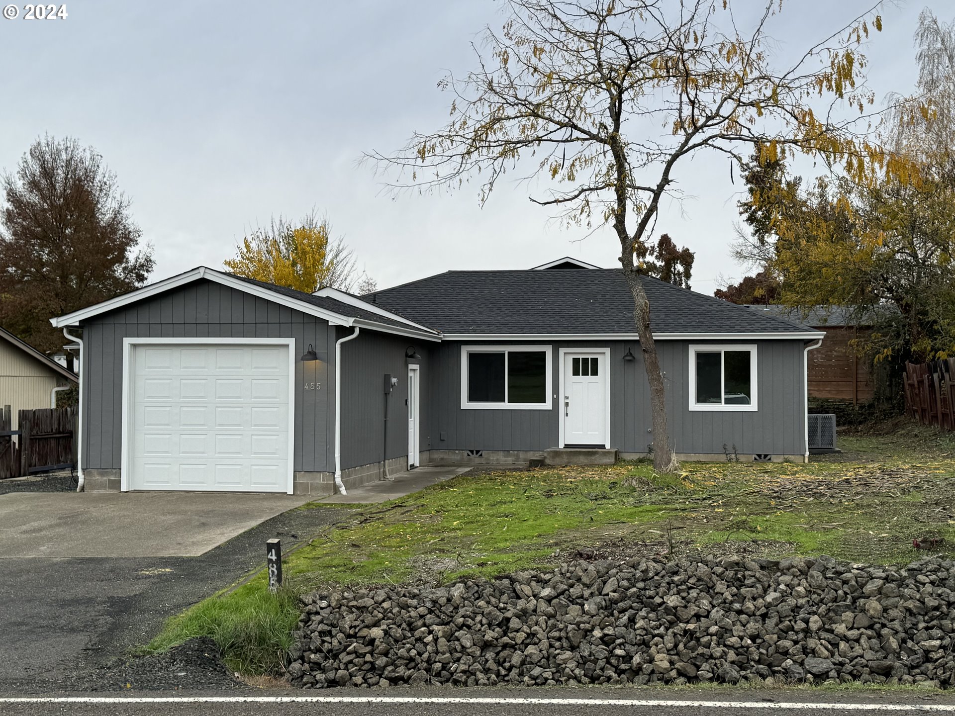 Harmony Dr, Roseburg, OR 97471