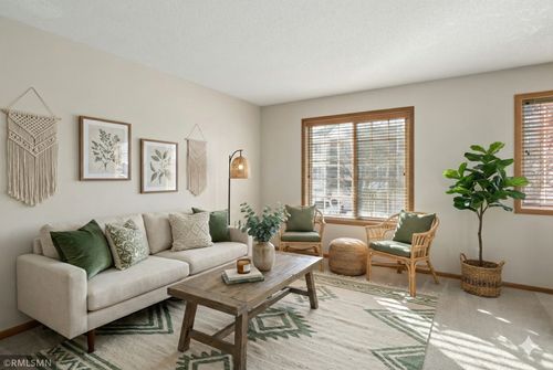 162-15512 Flyboat Ln, Apple Valley, MN, 55124-6021 | Card Image