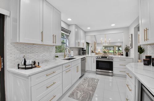 24a-21695 Arriba Real, Boca Raton, FL, 33433-2906 | Card Image