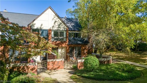 106-2595 N Moreland Blvd, Shaker Heights, OH, 44120-1381 | Card Image