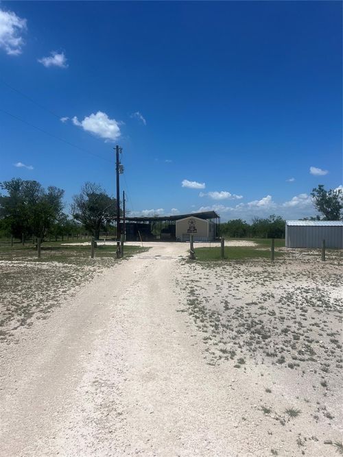 2117 N Ranch Rd 3008, Brackettville, TX, 78832 | Card Image