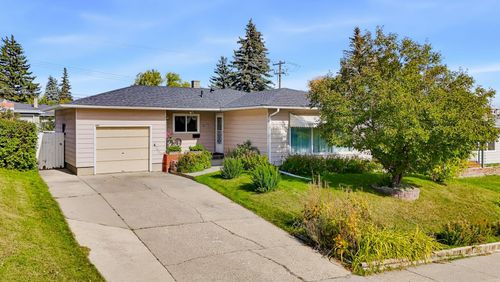 704 75 Ave Sw, Calgary, AB, T2V0S3 | Card Image