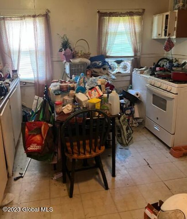 3262 Sixth Ave Avenue, For Sale in Troy Zoocasa