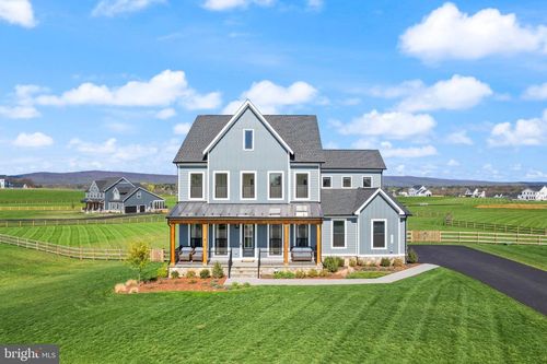 38936 Silver King Cir, WATERFORD, VA, 20197-1672 | Card Image