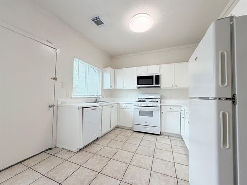 11031 Albury Dr, Houston, TX, 77096-5706 | Card Image