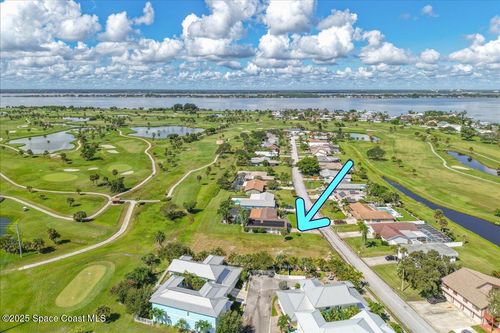 10 Fairway Dr, Cocoa Beach, FL, 32931-2004 | Card Image