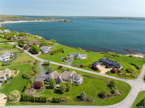 99 N Cliff Dr, Narragansett, RI, 02882-1910 | Card Image