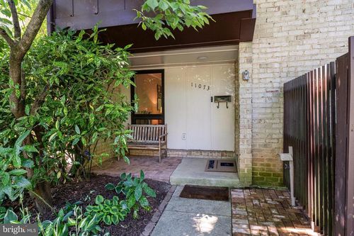 11073 Saffold Way, RESTON, VA, 20190-3811 | Card Image