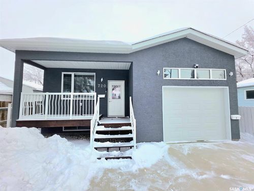 720 Av O S, Saskatoon, SK, S7M2S5 | Card Image