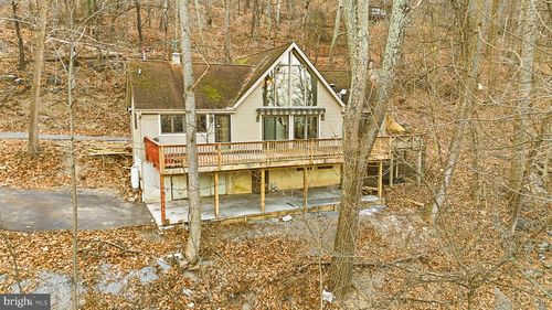 266 Elderberry Ln, GERRARDSTOWN, WV, 25420-3163 | Card Image