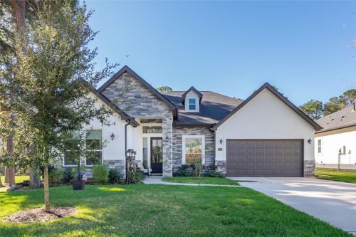 70 Highland Point Dr, Montgomery, TX, 77356-8128 | Card Image