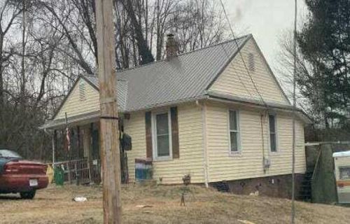 37 6th St, Fieldale, VA, 24089-1608 | Card Image